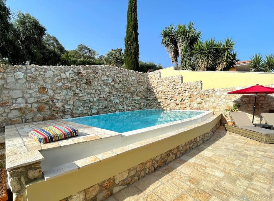 Kefi - Spectacular View * Loutses